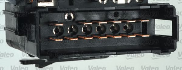 Под рулевой переключатель VALEO 251563 Под рулевой переключатель VALEO 251563