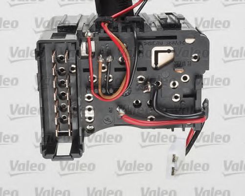 Под рулевой переключатель VALEO 251596 Под рулевой переключатель VALEO 251596