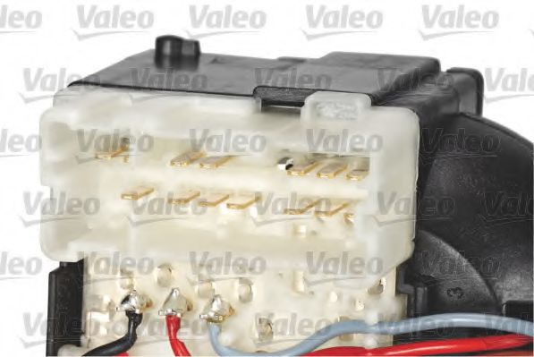 Под рулевой переключатель RENAULT 8201167992