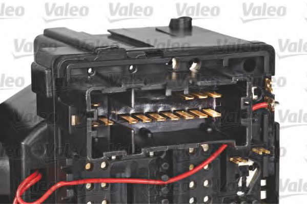 Под рулевой переключатель VALEO 251696 Под рулевой переключатель VALEO 251696