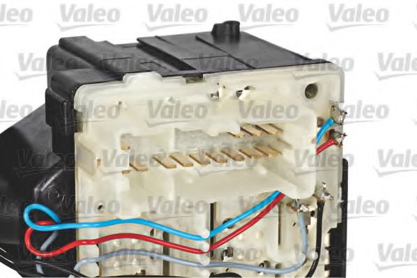 Под рулевой переключатель RENAULT 8201168016