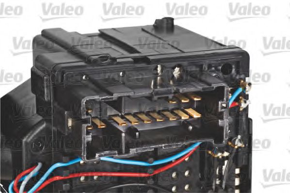 Под рулевой переключатель RENAULT 8201168013