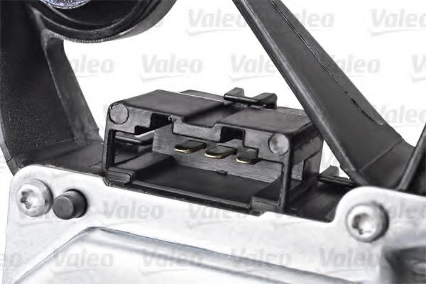 Двигатель стеклоочистителя VALEO 579600 Двигатель стеклоочистителя VALEO 579600
