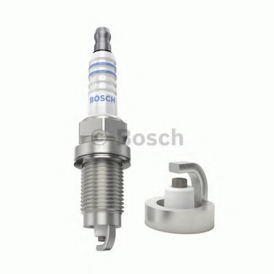 Свеча зажигания BOSCH 0 242 235 692 Свеча зажигания BOSCH 0 242 235 692