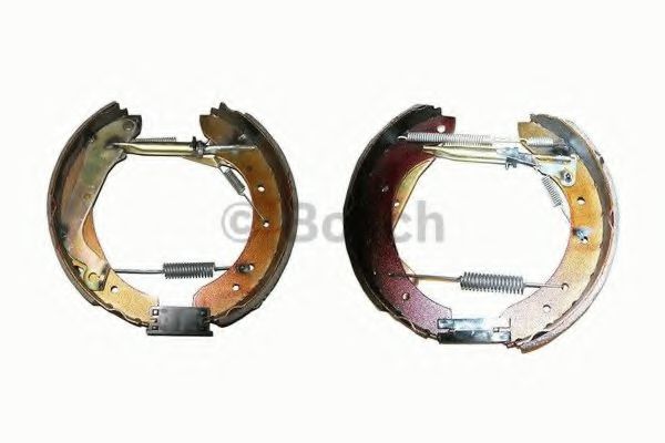 Тормозные колодки барабанные BOSCH 0 204 114 530