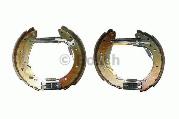 Тормозные колодки барабанные BOSCH 0 204 114 555