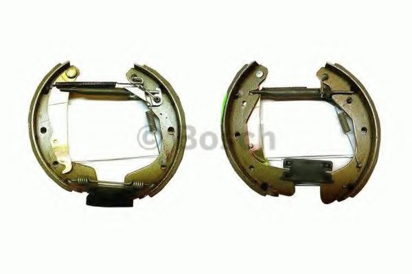 Тормозные колодки барабанные BOSCH 0 204 114 581