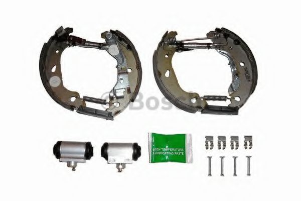 Тормозные колодки барабанные BOSCH 0 204 114 617