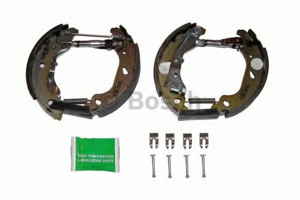 Тормозные колодки барабанные BOSCH 0 204 114 618
