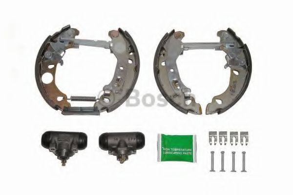 Тормозные колодки барабанные BOSCH 0 204 114 619