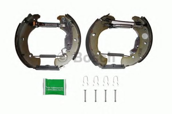Тормозные колодки барабанные BOSCH 0 204 114 623