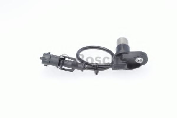 Датчик положения коленвала BOSCH 0 281 002 515 Датчик положения коленвала BOSCH 0 281 002 515