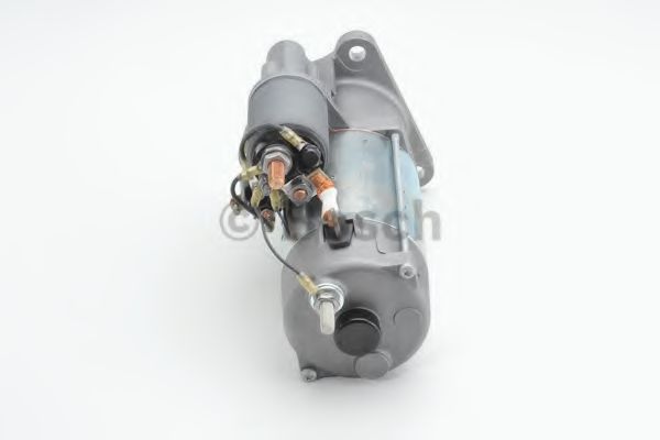 Стартер BOSCH 0 001 330 020 Стартер BOSCH 0 001 330 020