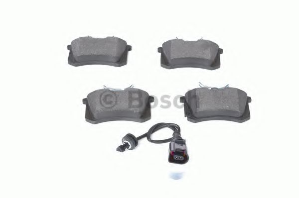Тормозные колодки BOSCH 0 986 424 813