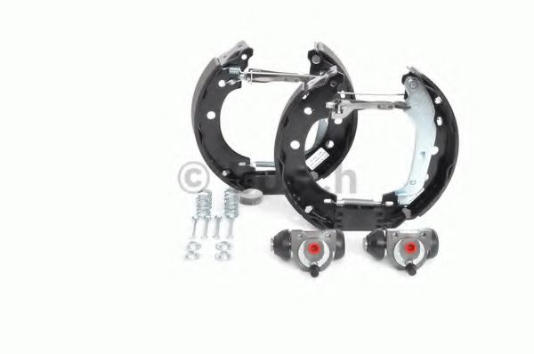 Тормозные колодки барабанные BOSCH 0 204 114 156 Тормозные колодки барабанные BOSCH 0 204 114 156