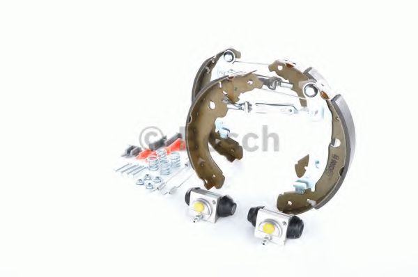 Тормозные колодки барабанные BOSCH 0 204 114 193 Тормозные колодки барабанные BOSCH 0 204 114 193