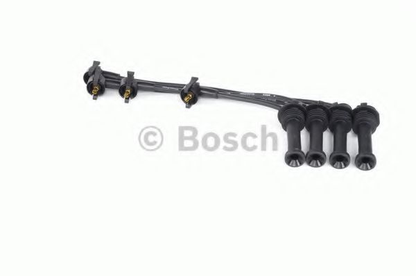 Комплект проводов зажигания BOSCH 0 986 356 805 Комплект проводов зажигания BOSCH 0 986 356 805