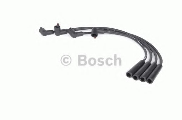Комплект проводов зажигания BOSCH 0 986 356 818 Комплект проводов зажигания BOSCH 0 986 356 818