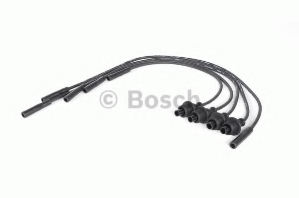Комплект проводов зажигания BOSCH 0 986 356 820 Комплект проводов зажигания BOSCH 0 986 356 820