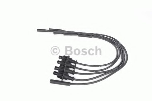 Комплект проводов зажигания BOSCH 0 986 356 820 Комплект проводов зажигания BOSCH 0 986 356 820