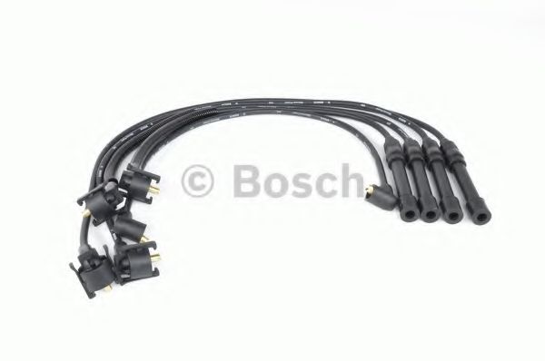 Комплект проводов зажигания BOSCH 0 986 357 051 Комплект проводов зажигания BOSCH 0 986 357 051