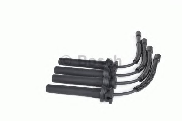 Комплект проводов зажигания BOSCH 0 986 357 052 Комплект проводов зажигания BOSCH 0 986 357 052