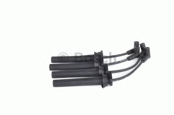 Комплект проводов зажигания BOSCH 0 986 357 270 Комплект проводов зажигания BOSCH 0 986 357 270