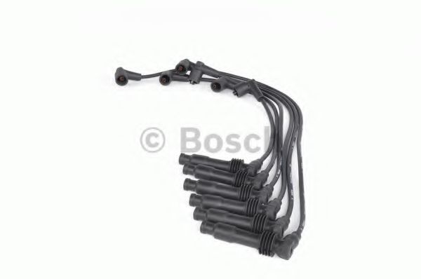 Комплект проводов зажигания BOSCH 0 986 357 055 Комплект проводов зажигания BOSCH 0 986 357 055