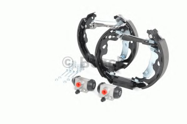 Тормозные колодки барабанные BOSCH 0 204 114 333 Тормозные колодки барабанные BOSCH 0 204 114 333