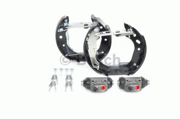 Тормозные колодки барабанные BOSCH 0 204 114 586 Тормозные колодки барабанные BOSCH 0 204 114 586