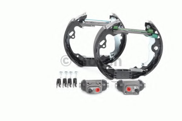 Тормозные колодки барабанные BOSCH 0 204 114 643 Тормозные колодки барабанные BOSCH 0 204 114 643
