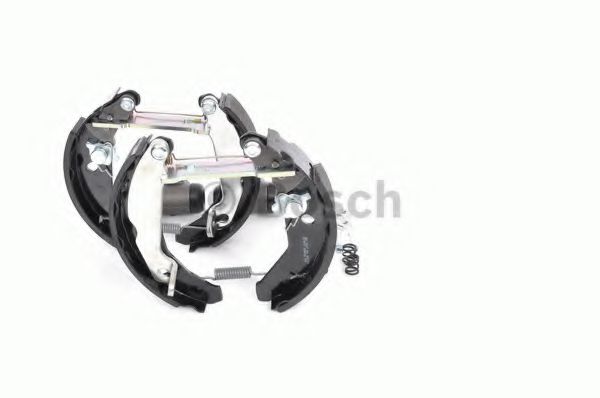 Тормозные колодки барабанные BOSCH 0 204 114 047 Тормозные колодки барабанные BOSCH 0 204 114 047