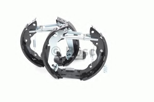 Тормозные колодки барабанные BOSCH 0 204 114 670 Тормозные колодки барабанные BOSCH 0 204 114 670