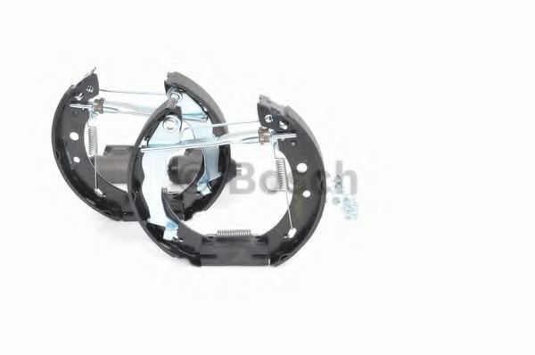 Тормозные колодки барабанные BOSCH 0 204 114 640 Тормозные колодки барабанные BOSCH 0 204 114 640