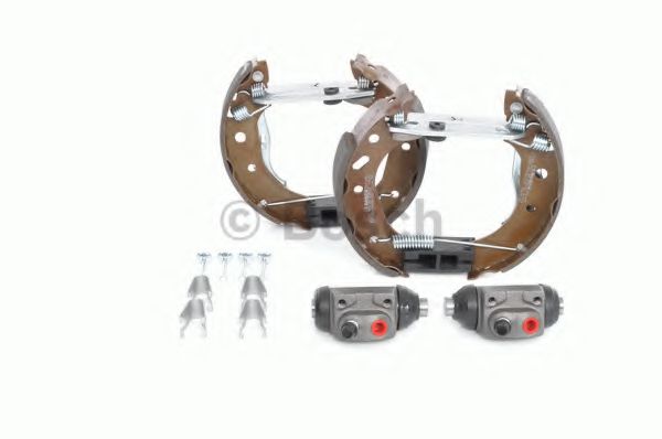 Тормозные колодки барабанные BOSCH 0 204 114 600 Тормозные колодки барабанные BOSCH 0 204 114 600