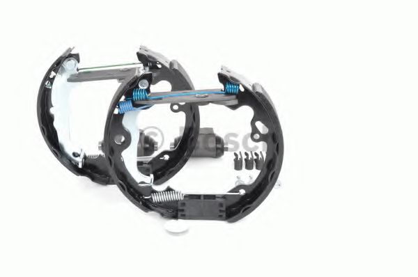 Тормозные колодки барабанные BOSCH 0 204 114 643 Тормозные колодки барабанные BOSCH 0 204 114 643