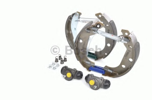 Тормозные колодки барабанные BOSCH 0 204 114 061 Тормозные колодки барабанные BOSCH 0 204 114 061