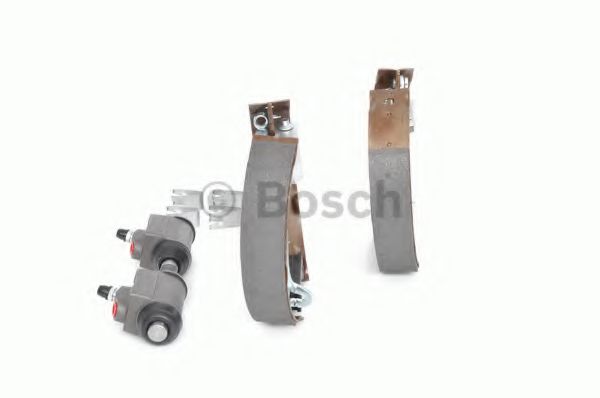 Тормозные колодки барабанные BOSCH 0 204 114 600 Тормозные колодки барабанные BOSCH 0 204 114 600