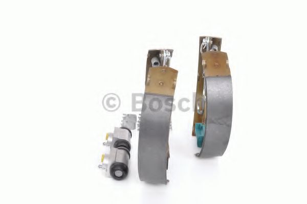 Тормозные колодки барабанные BOSCH 0 204 114 655 Тормозные колодки барабанные BOSCH 0 204 114 655