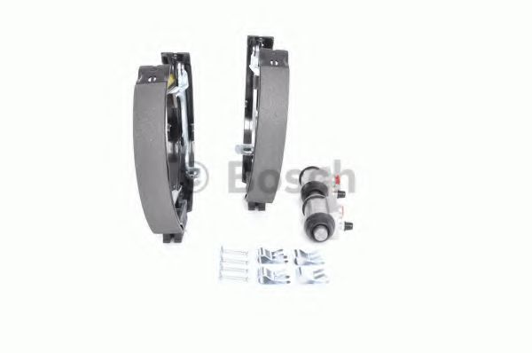 Тормозные колодки барабанные BOSCH 0 204 114 666 Тормозные колодки барабанные BOSCH 0 204 114 666