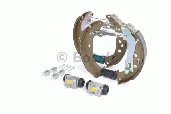 Тормозные колодки барабанные BOSCH 0 204 114 656 Тормозные колодки барабанные BOSCH 0 204 114 656
