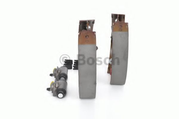 Тормозные колодки барабанные BOSCH 0 204 114 595 Тормозные колодки барабанные BOSCH 0 204 114 595