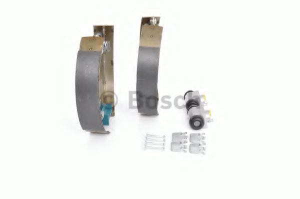 Тормозные колодки барабанные BOSCH 0 204 114 656 Тормозные колодки барабанные BOSCH 0 204 114 656