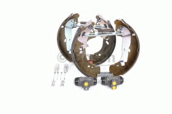 Тормозные колодки барабанные BOSCH 0 204 114 103