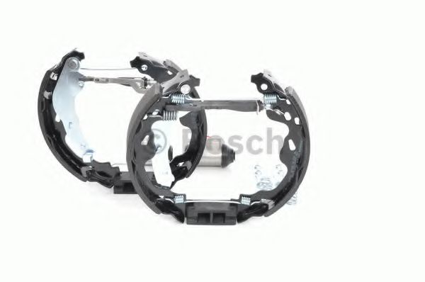 Тормозные колодки барабанные BOSCH 0 204 114 333 Тормозные колодки барабанные BOSCH 0 204 114 333
