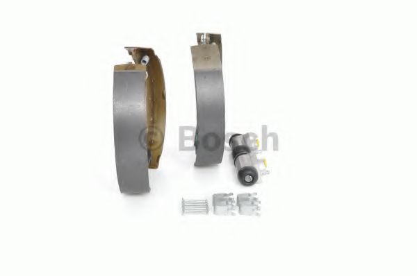 Тормозные колодки барабанные BOSCH 0 204 114 647