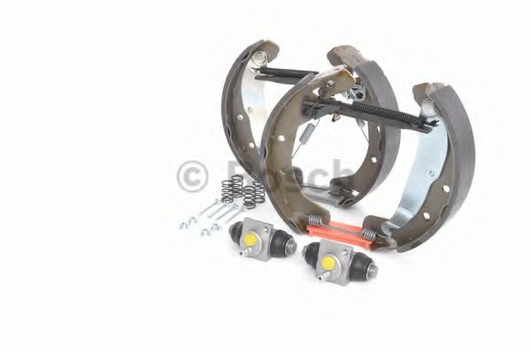 Тормозные колодки барабанные BOSCH 0 204 114 652