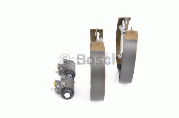 Тормозные колодки барабанные BOSCH 0 204 114 512 Тормозные колодки барабанные BOSCH 0 204 114 512
