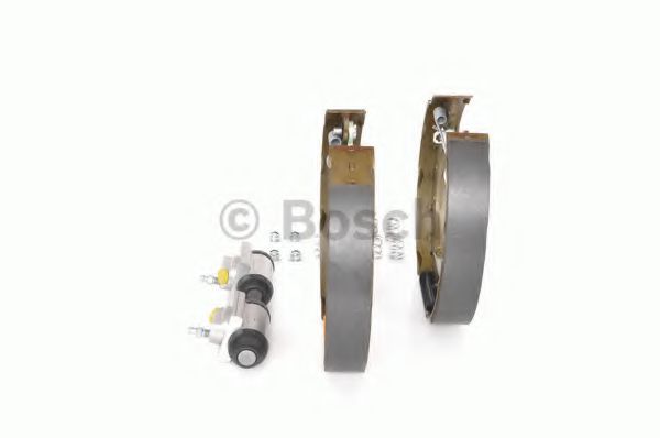 Тормозные колодки барабанные BOSCH 0 204 114 676 Тормозные колодки барабанные BOSCH 0 204 114 676
