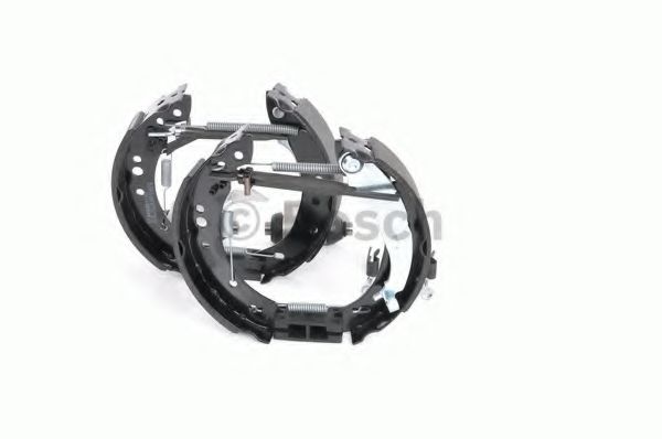Тормозные колодки барабанные BOSCH 0 204 114 665